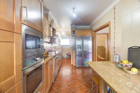 Moradia T4+2 em Vila Real de Santo António