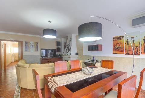 Moradia T4+2 em Vila Real de Santo António