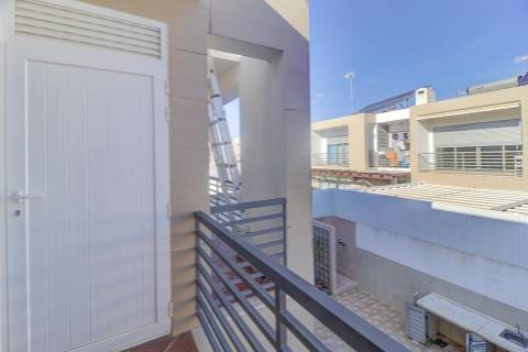 Moradia T4+2 em Vila Real de Santo António