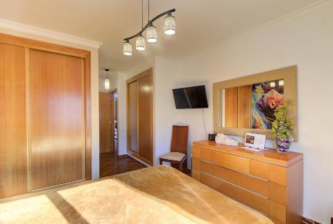 Moradia T4+2 em Vila Real de Santo António