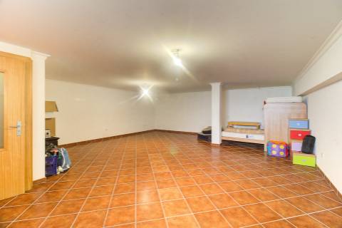 Moradia T4+2 em Vila Real de Santo António