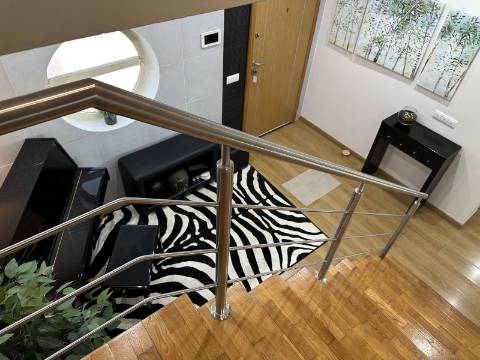 Magnífica Moradia T5 com excelentes áreas - Espaço, Conforto e Elegância!