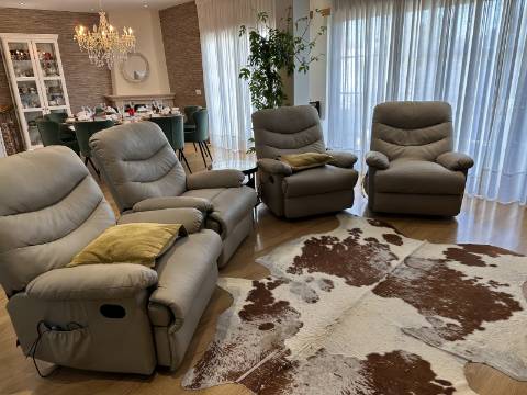 Magnífica Moradia T5 com excelentes áreas - Espaço, Conforto e Elegância!