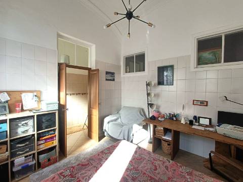 Casa típica com quintal em Olhão.