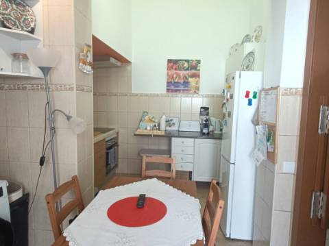 Casa típica com quintal em Olhão.