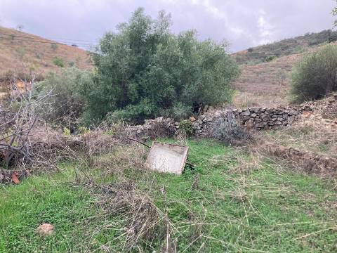 TERRENO RUSTICO COM 920 M2 - COM POÇO - NORA NOVA - ODELEITE - CASTRO MARIM - ALGARVE