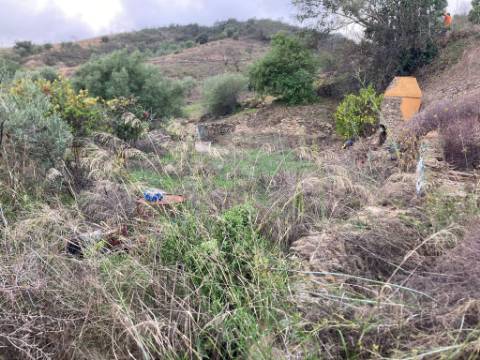 TERRENO RUSTICO COM 920 M2 - COM POÇO - NORA NOVA - ODELEITE - CASTRO MARIM - ALGARVE