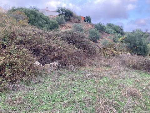 TERRENO RUSTICO COM 760 M2 - COM POÇO - EM ALTA MORA - ODELEITE - CASTRO MARIM