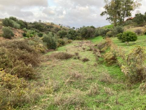 TERRENO RUSTICO COM 760 M2 - COM POÇO - EM ALTA MORA - ODELEITE - CASTRO MARIM