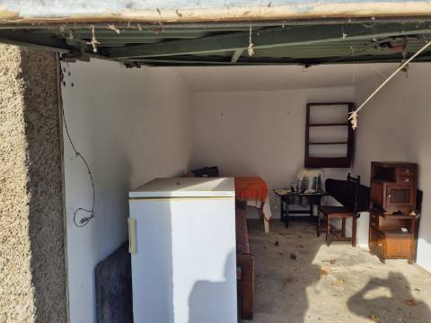 Moradia V3 em Laranjeiras, Alcoutim .