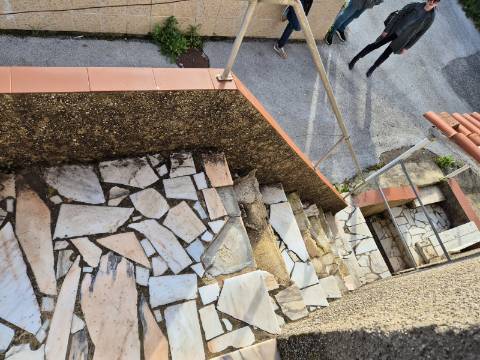 Moradia V3 em Laranjeiras, Alcoutim .