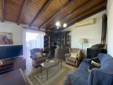 Moradia T2 com amplo Terreno em Estoi - Faro