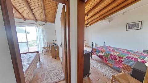 Moradia T2 com amplo Terreno em Estoi - Faro