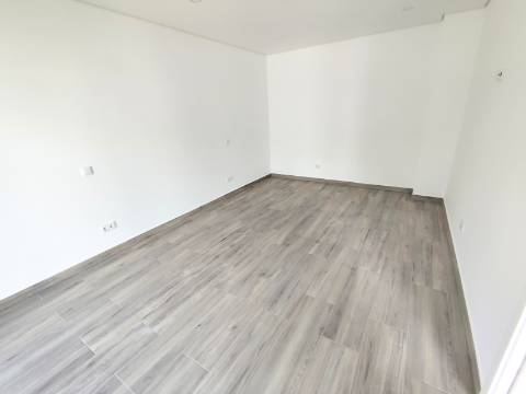 Moradia T3 na Urbanização Marlin - Tavira