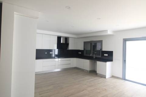 Moradia T3 na Urbanização Marlin - Tavira