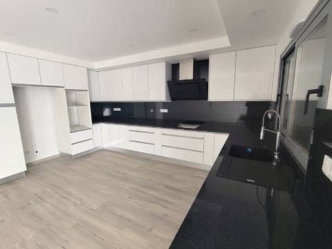 Moradia T3 na Urbanização Marlin - Tavira