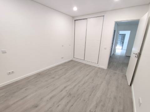 Moradia T3 na Urbanização Marlin - Tavira