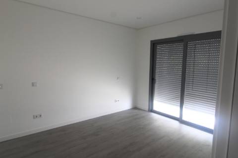 Moradia T3 na Urbanização Marlin - Tavira