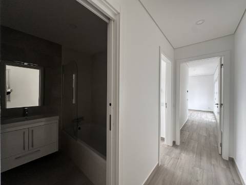 Moradia Isolda com 4 suites Altura