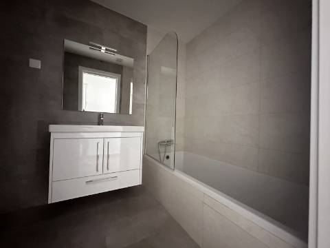 Moradia Isolda com 4 suites Altura