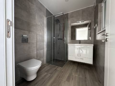 Moradia Isolda com 4 suites Altura