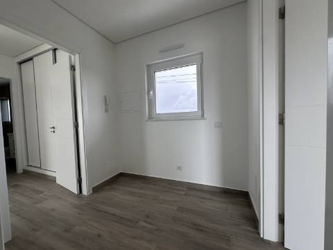 Moradia Isolda com 4 suites Altura