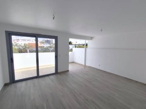 Moradia T2 na zona da Pegada, Tavira