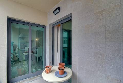 Apartamento T2 com estacionamento e vistas para Rio Guadiana