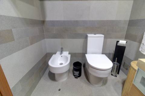 Apartamento T2 com estacionamento e vistas para Rio Guadiana