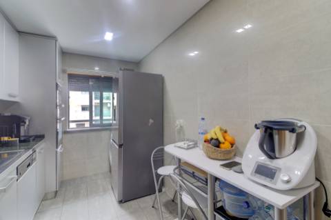 Apartamento T2 com estacionamento e vistas para Rio Guadiana