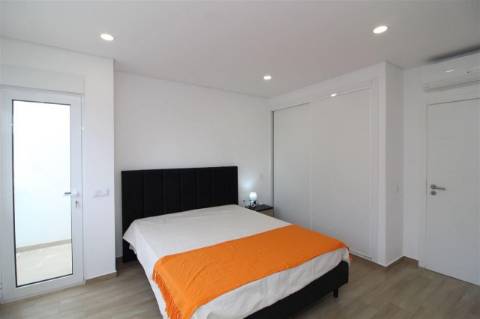 Moradia T3, Nova , mobilada e quipada, com garagem em Quinta Cerca, Castro Marim.