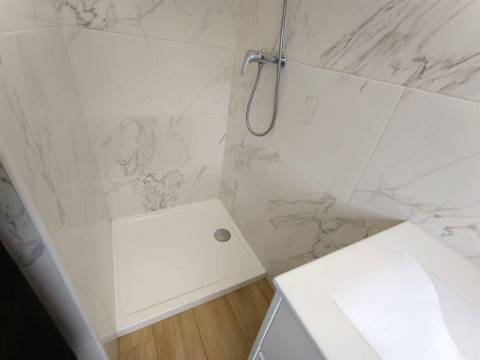 Moradia T3, Nova , mobilada e quipada, com garagem em Quinta Cerca, Castro Marim.