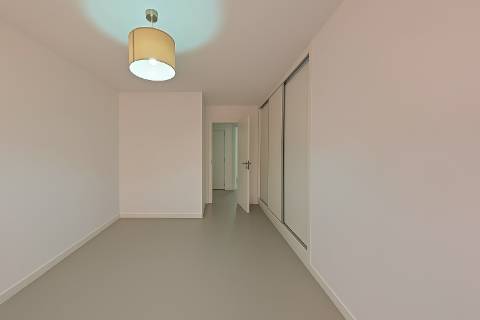 Apartamento T2 com 2 WC no centro Vila Real de Santo António R/chão com quintal