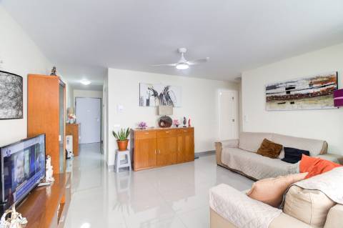 Apartamento T2 com 2 WC no centro Vila Real de Santo António R/chão com quintal