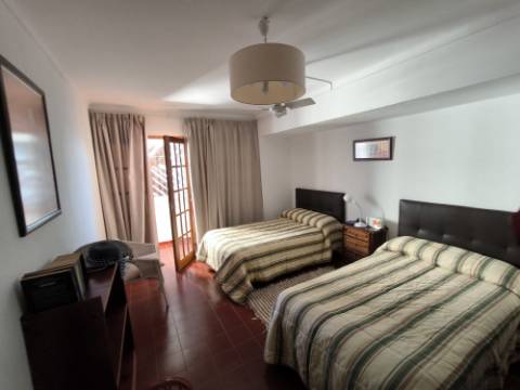 APARTAMENTO T1+1 - COM DUAS VARANDAS - VISTA RIO - ÚLTIMO ANDAR - MOBILADO - EM VILA REAL DE SANTO ANTONIO
