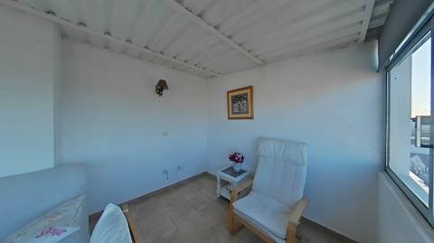 APARTAMENTO T1+1 - COM DUAS VARANDAS - VISTA RIO - ÚLTIMO ANDAR - MOBILADO - EM VILA REAL DE SANTO ANTONIO