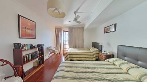 APARTAMENTO T1+1 - COM DUAS VARANDAS - VISTA RIO - ÚLTIMO ANDAR - MOBILADO - EM VILA REAL DE SANTO ANTONIO