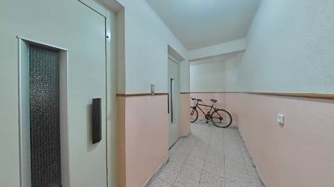 APARTAMENTO T1+1 - COM DUAS VARANDAS - VISTA RIO - ÚLTIMO ANDAR - MOBILADO - EM VILA REAL DE SANTO ANTONIO