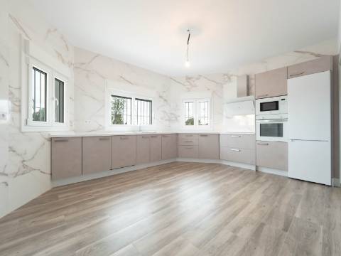 Moradia de 190m² na zona de El Empalme, em Isla Cristina, com um terreno de 10.500m².