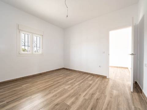 Moradia de 190m² na zona de El Empalme, em Isla Cristina, com um terreno de 10.500m².