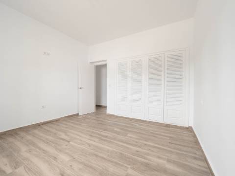 Moradia de 190m² na zona de El Empalme, em Isla Cristina, com um terreno de 10.500m².