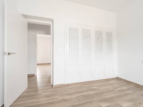 Moradia de 190m² na zona de El Empalme, em Isla Cristina, com um terreno de 10.500m².