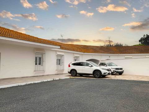 Moradia de 190m² na zona de El Empalme, em Isla Cristina, com um terreno de 10.500m².