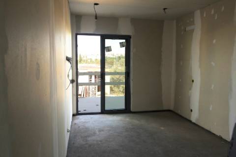 Apartamento T3, 1.º andar em edificio com elevador e estacionamento, Tavira