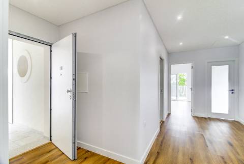 Apartamento T3 de Luxo com Vista Mar - Obra Nova nas Areias de São João, Albufeira