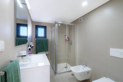 Moradia T3+1 Duplex com Piscina Privada em Vila Real de Santo António
