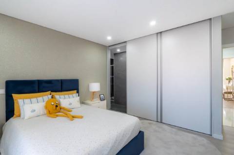 Moradia T3+1 Duplex com Piscina Privada em Vila Real de Santo António