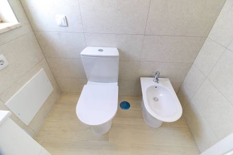 T0+1 com parqueamento e Acesso Direto à Praia - Manta Rota