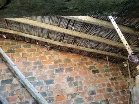 MORADIA T3 - COM SUITE - COM PROJECTO APROVADO - RECONSTRUIR - ALCARIAS GRANDES - CASTRO MARIM - ALGARVE