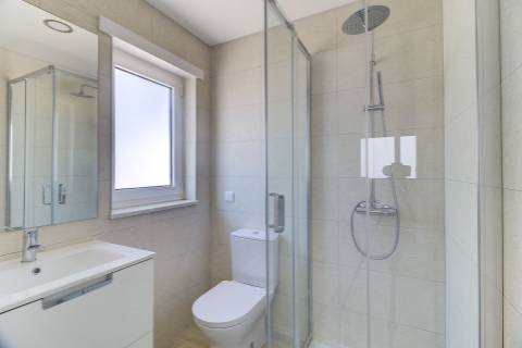 T0+1 com parqueamento e Acesso Direto à Praia - Manta Rota